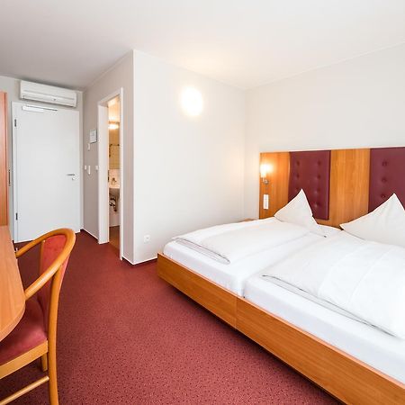 Hotel Restaurant Vater Rhein Woerth am Rhein Kültér fotó