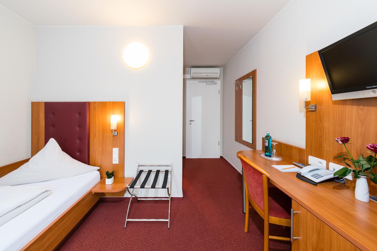Hotel Restaurant Vater Rhein Woerth am Rhein Kültér fotó