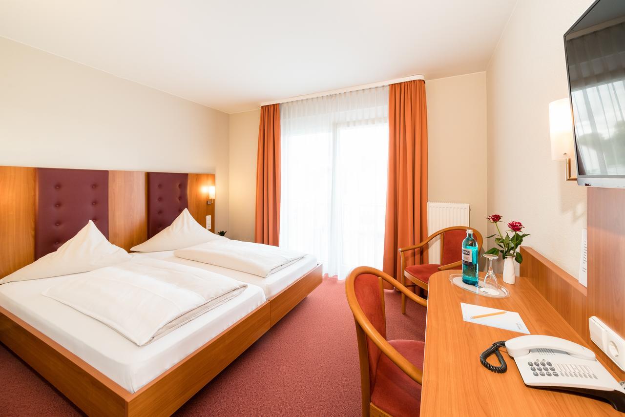 Hotel Restaurant Vater Rhein Woerth am Rhein Kültér fotó