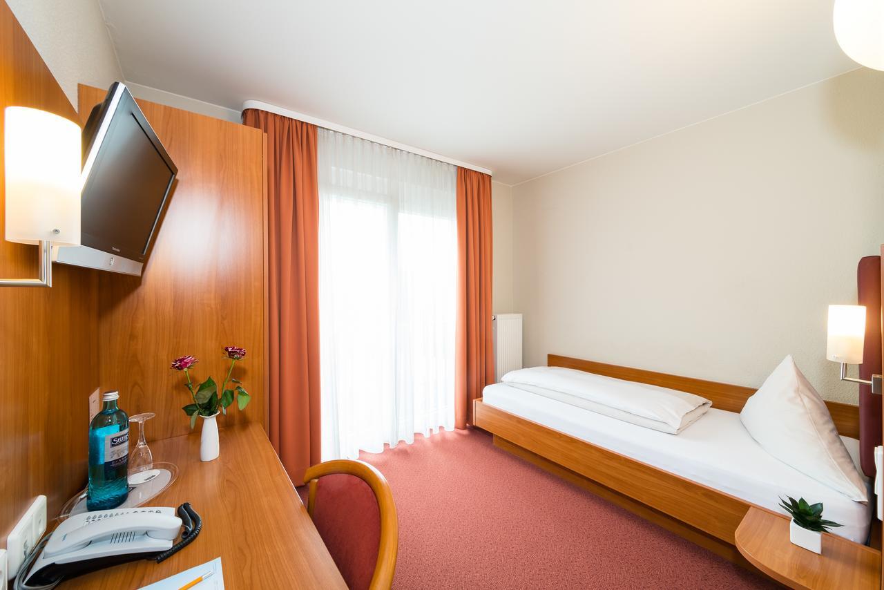 Hotel Restaurant Vater Rhein Woerth am Rhein Kültér fotó