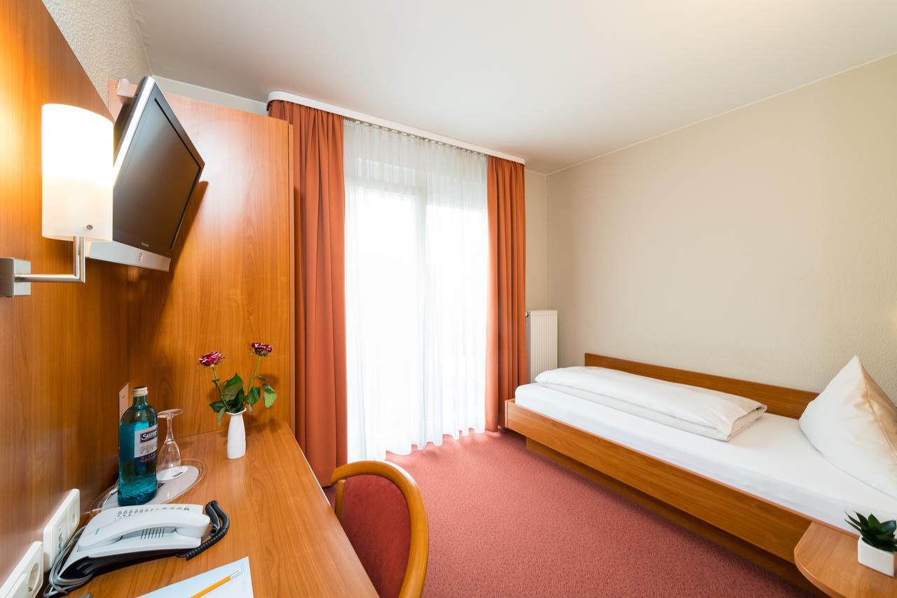 Hotel Restaurant Vater Rhein Woerth am Rhein Kültér fotó