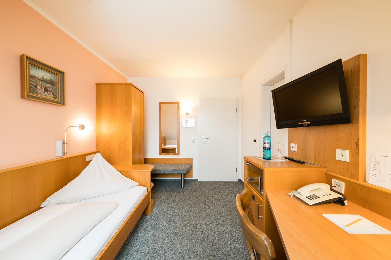 Hotel Restaurant Vater Rhein Woerth am Rhein Kültér fotó